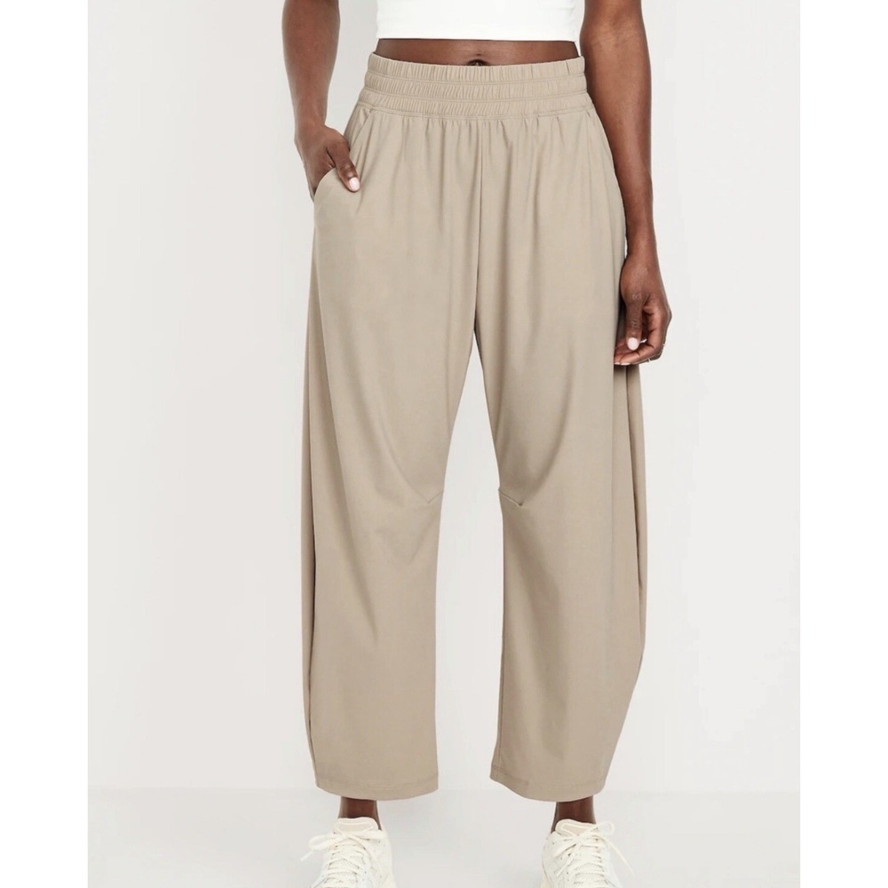 Old Navy Beige High-Waisted SleekTech Barrel Ankle Pants Size XL Pull On Stretch